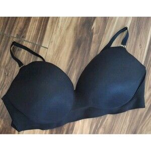 Victoria's Secret Dream Angels Push Up Wireless  Bra Size 44DD Black Wirefree